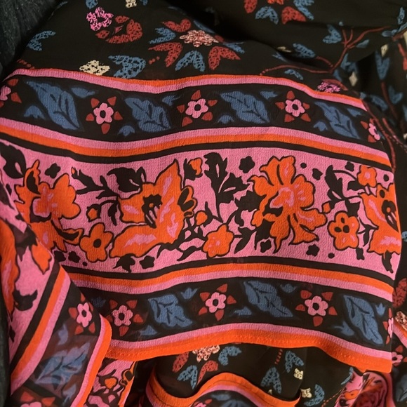 Joie NWT 100% silk high low hem floral ruffle midi dress black pink red blue - Picture 16 of 16